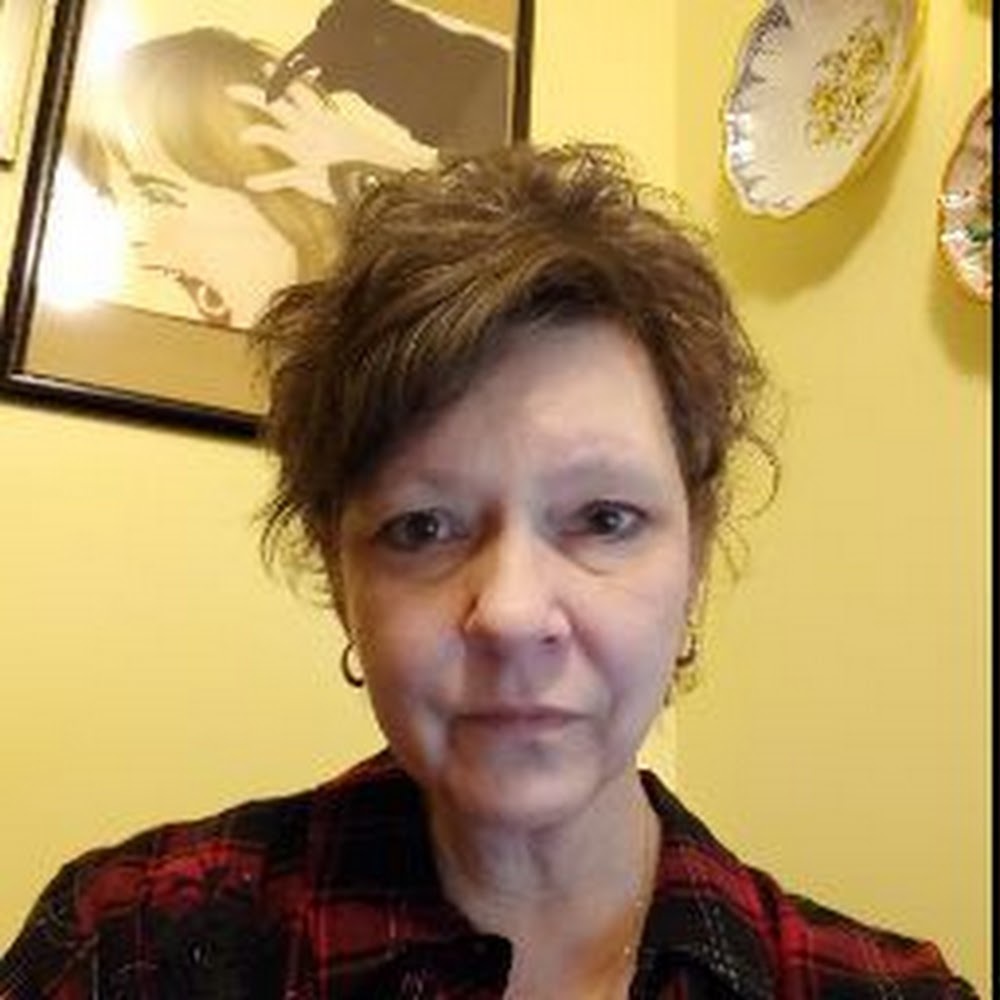 Meet your Posher, Pam